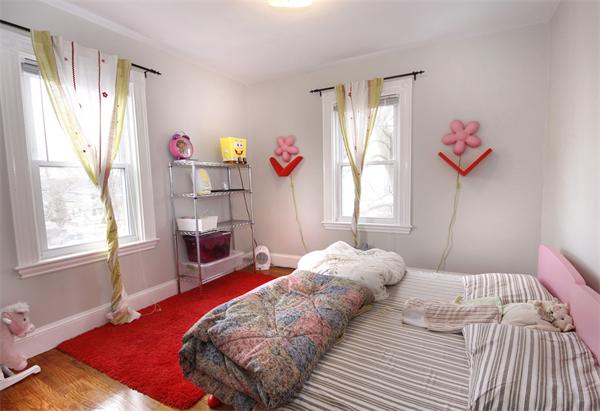 7 Hemlock Road Boston, MA 02132 - Photo 12 of 20