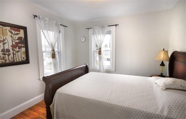 7 Hemlock Road Boston, MA 02132 - Photo 10 of 20