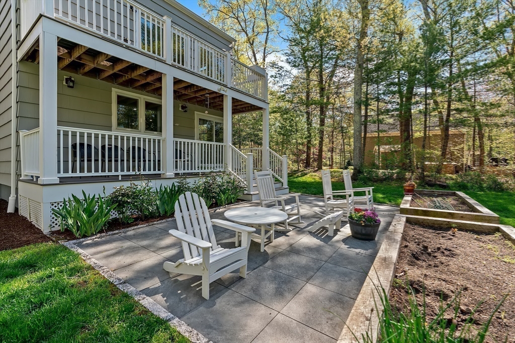 604 Dover Road Westwood, MA 02090 - Photo 24 of 32 Gallery Image 24