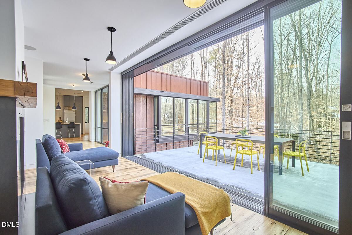 4937 Taproot Lane Durham, NC 27705 - Photo 12 of 55 034