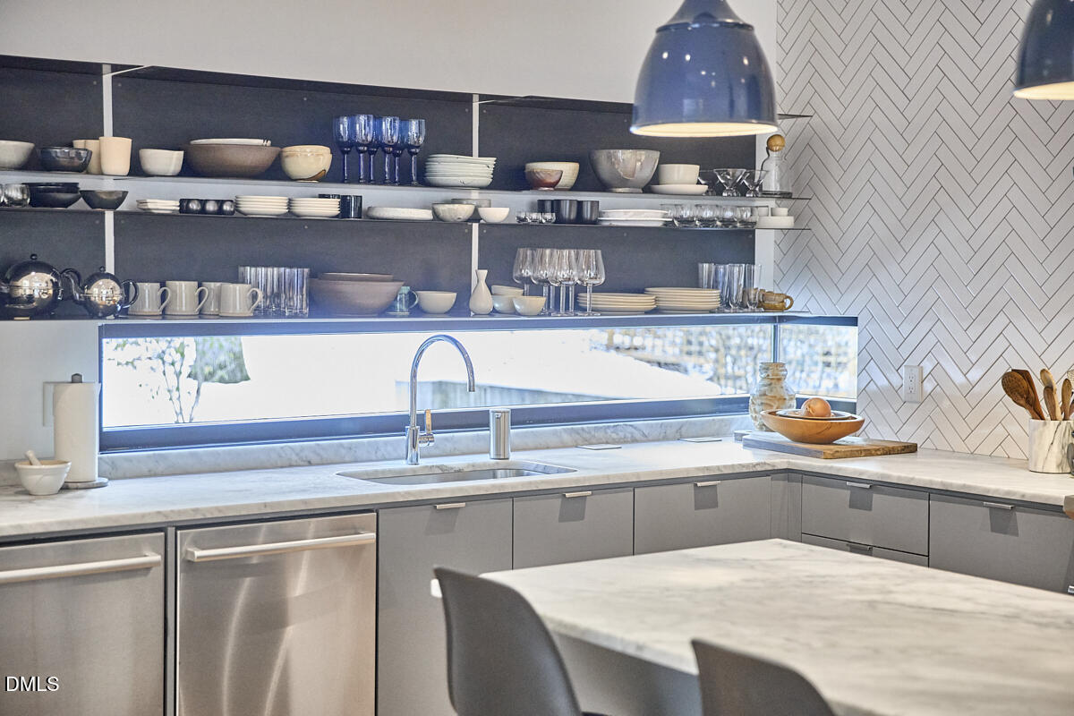 4937 Taproot Lane Durham, NC 27705 - Photo 17 of 55 074