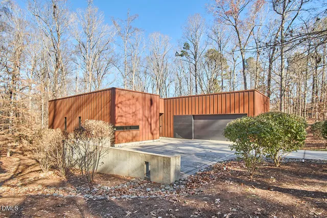 a view of a back yard from a balcony