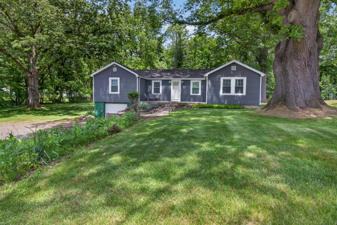 166 Ayrault Road Perinton, NY 14450 - Photo 1 of 49 Welcome to 166 Ayrault Rd!