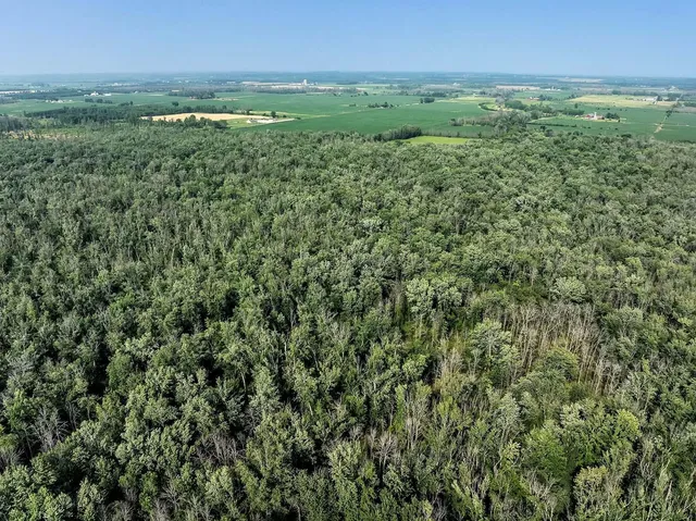 $860,000 | County Road South, Algoma, WI 54201