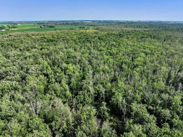 $860,000 | County Road South, Algoma, WI 54201