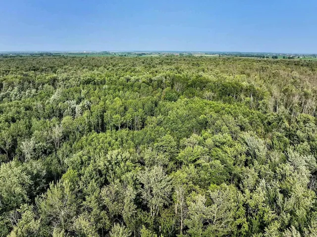 $860,000 | County Road South, Algoma, WI 54201