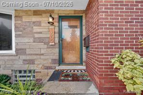 1609 West 12 Mile Road Royal Oak, MI 48067 - Photo 3 of 51