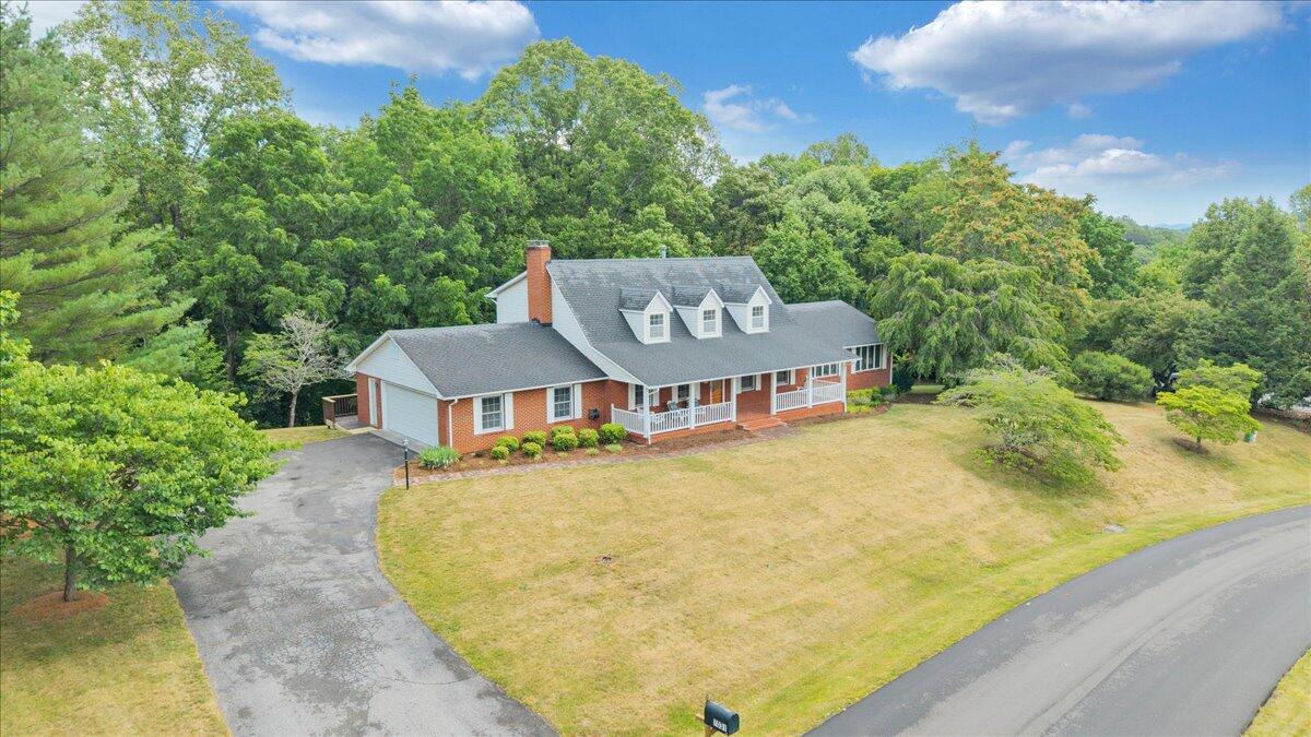 7031 Highfields Farm Trail Roanoke, VA 24018 - Photo 78 of 88 078-DJI_20260618115552_0008_D