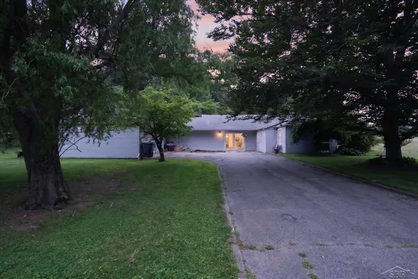 $139,900 | 11641 22 Mile Road, Marshall, MI 49068