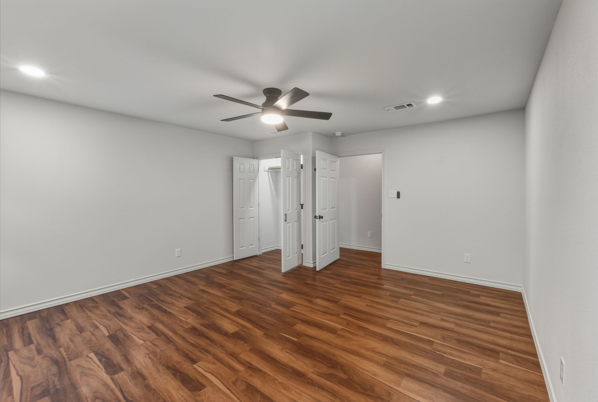 20808 Sandy Brown Lane Webberville, TX 78621 - Photo 32 of 40 Fifth Bedroom Equipped with a Ceiling Fan!