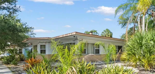 $1,200 | 901 3rd Street North, Unit 7, St. Petersburg, FL 33701