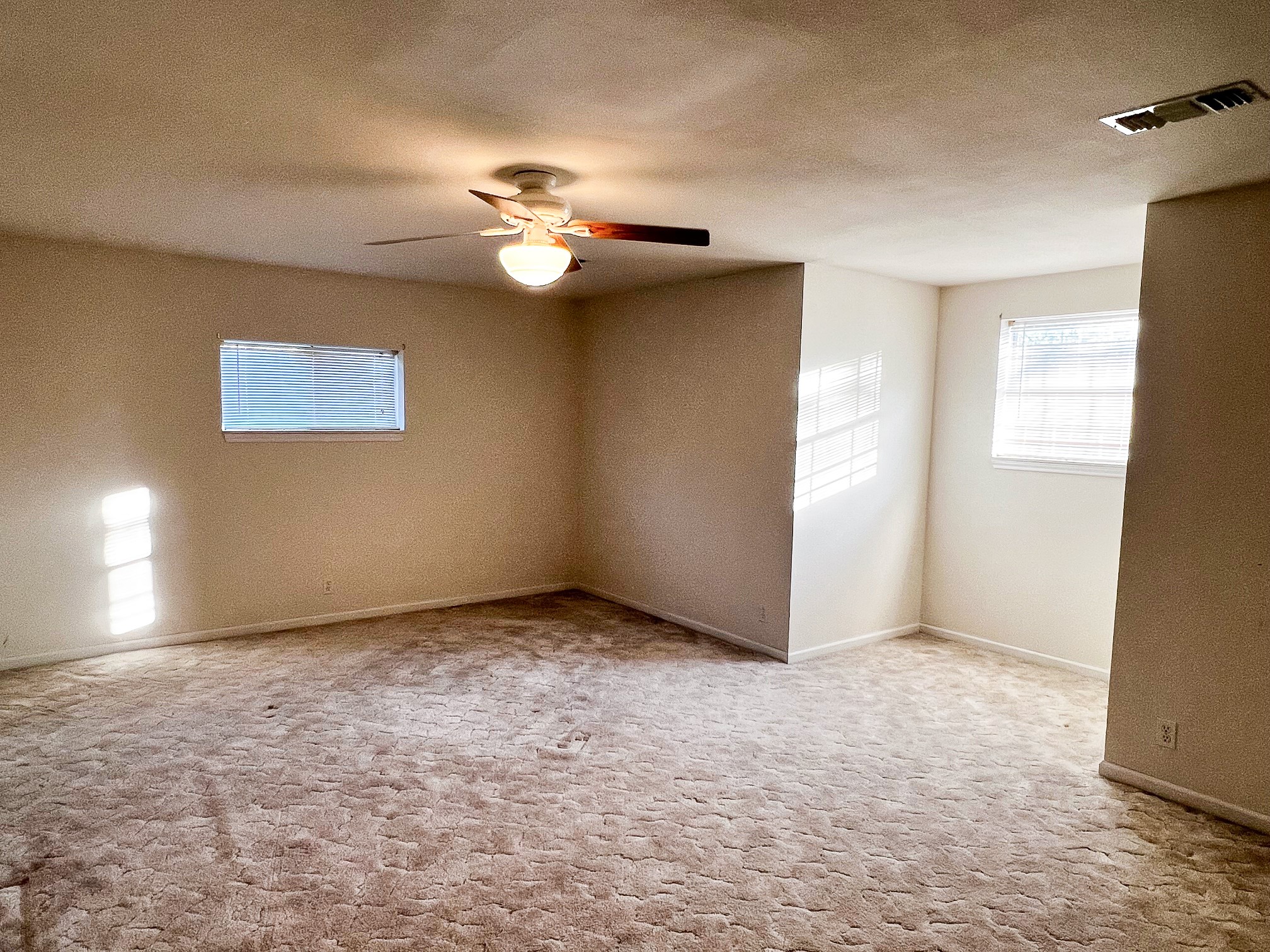 730 Panorama Road La Grange, TX 78945 - Photo 23 of 37