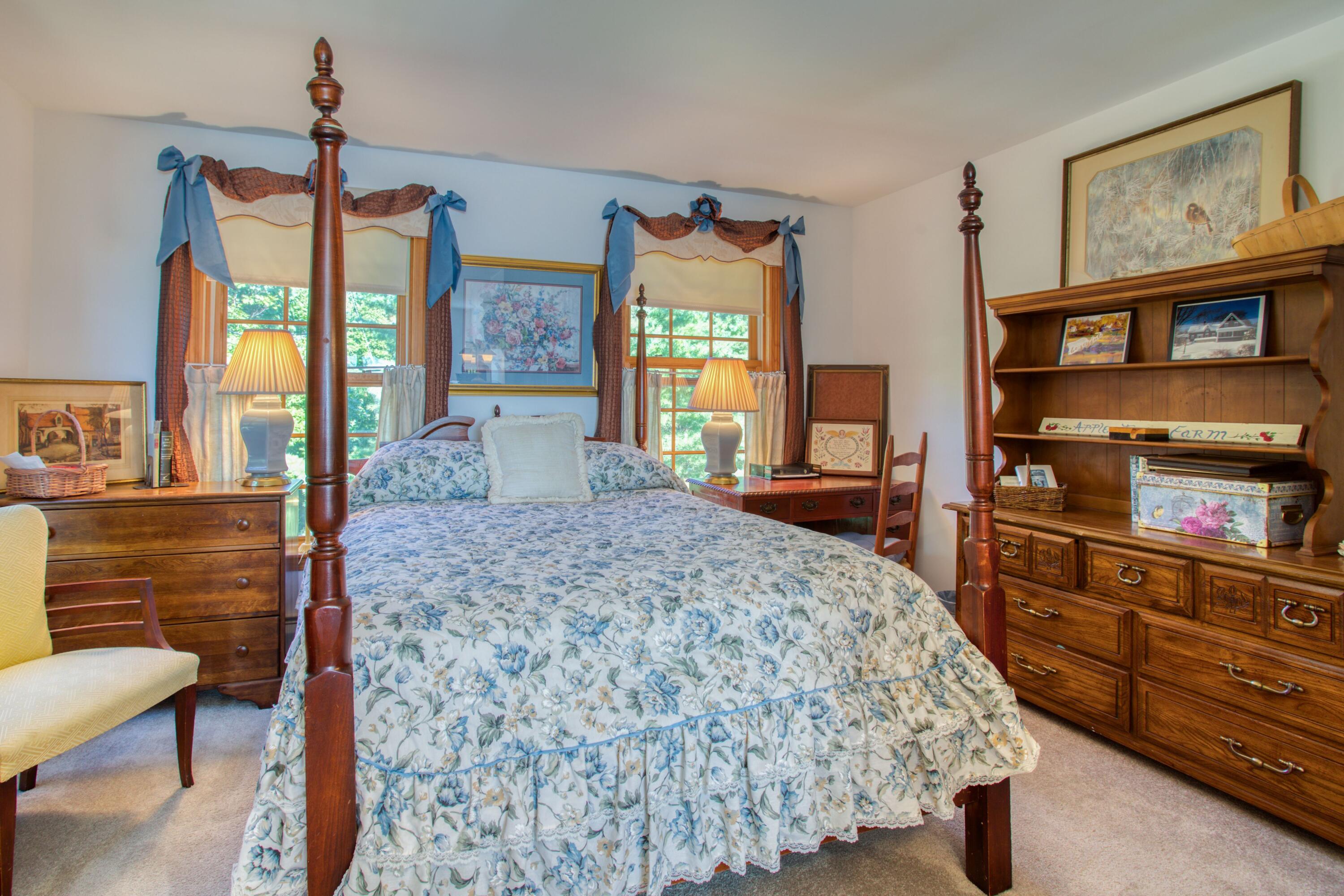 17 Spyglass Hl Road Boothbay, ME 04544 - Photo 23 of 55 Bedroom 1