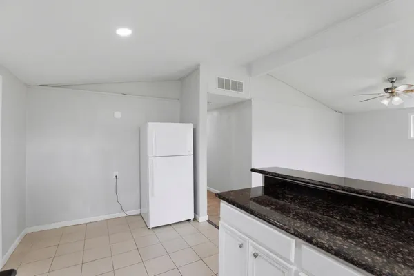 $2,375 | 5741 39th Street, Sacramento, CA 95824