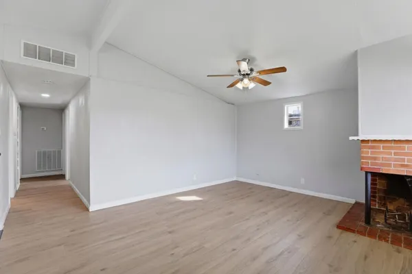 $2,375 | 5741 39th Street, Sacramento, CA 95824