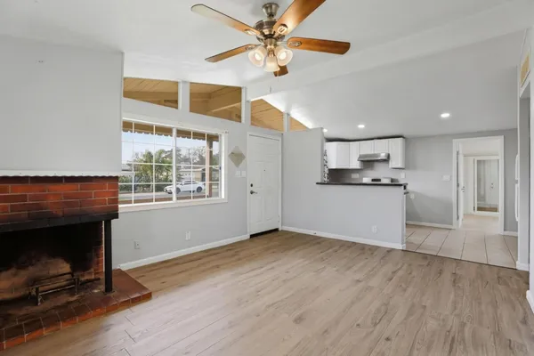 $2,375 | 5741 39th Street, Sacramento, CA 95824