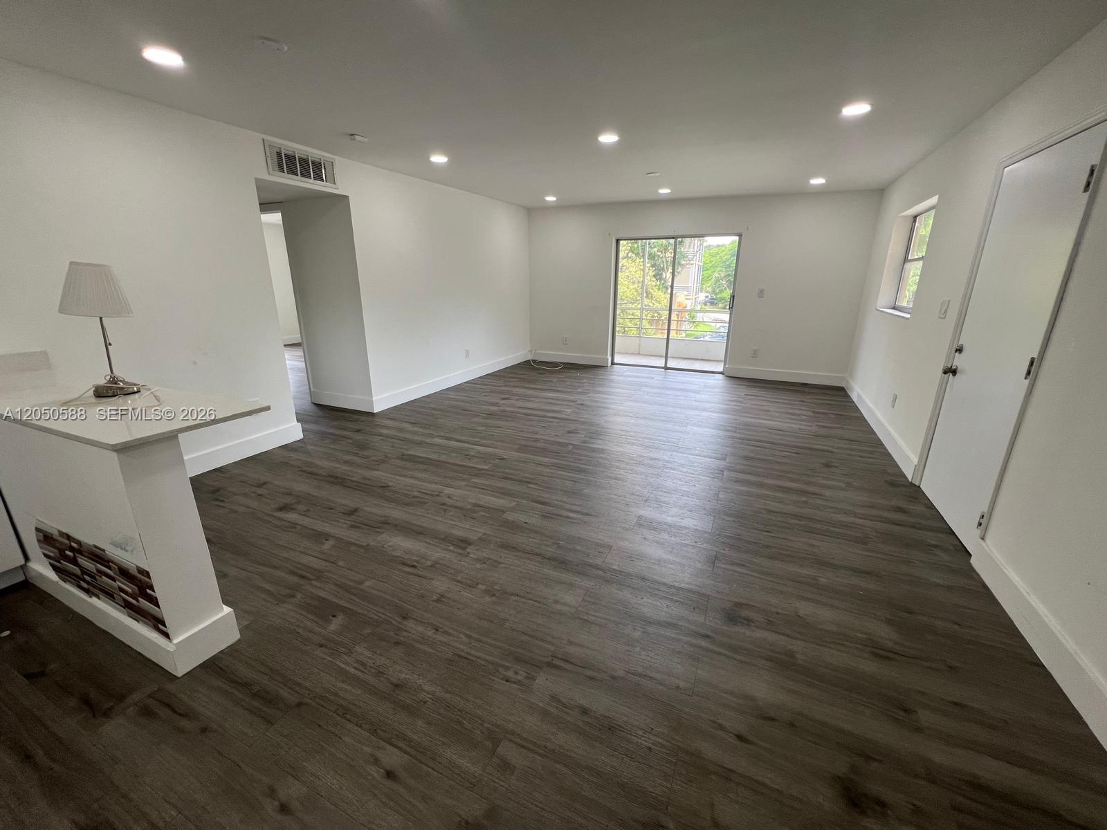 4111 Stirling Road, Unit 209 Fort Lauderdale, FL 33314 - Photo 6 of 18