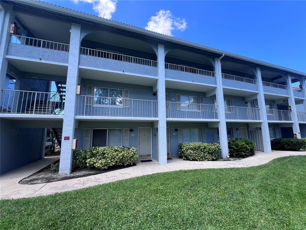 126 Blue Pointe Way, Unit 100 Altamonte Springs, FL 32701 - Photo 2 of 14