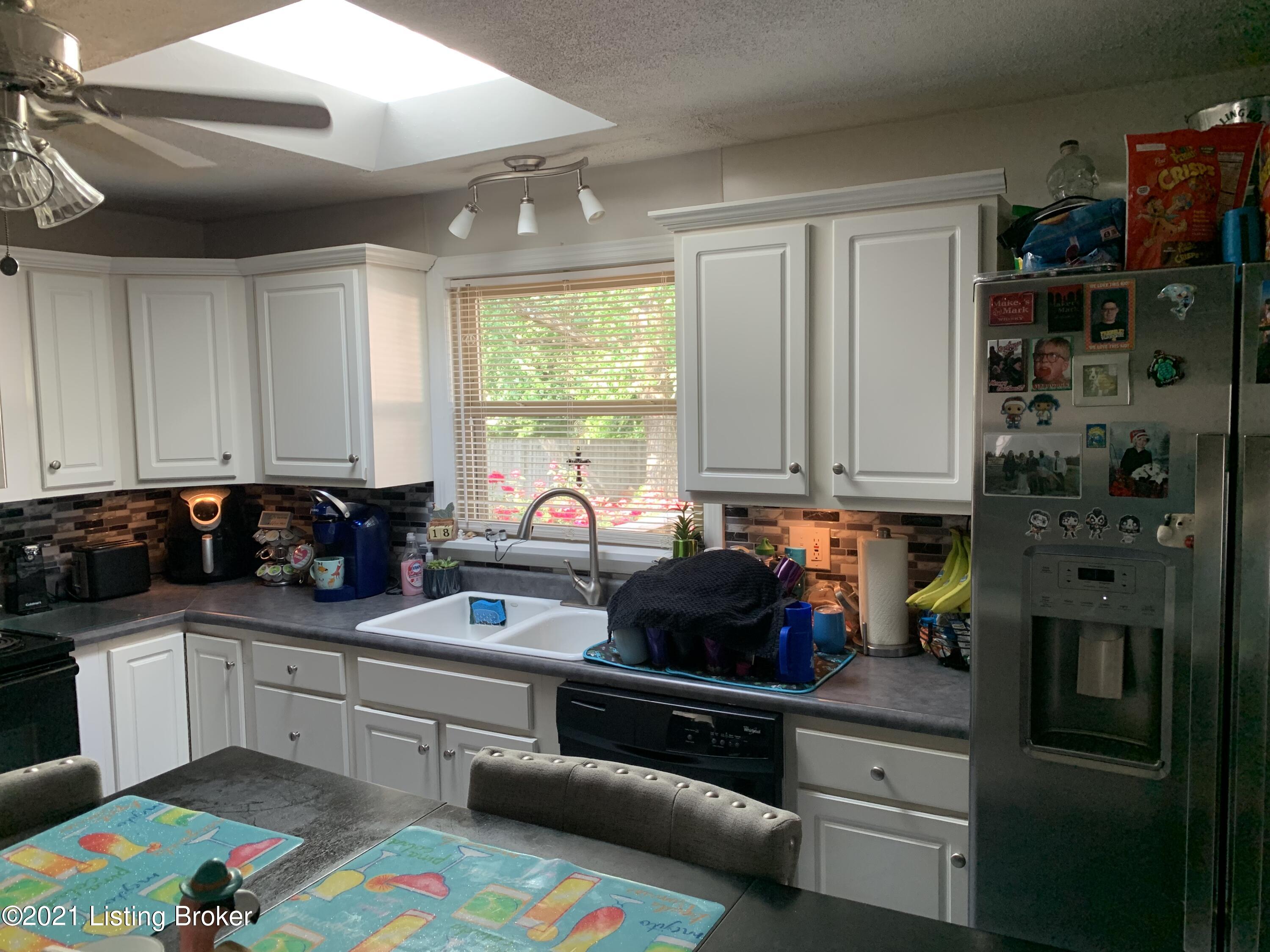8401 Terry Road Louisville, KY 40258 - Photo 14 of 18 C564A63D-C660-48A4-A369-B721DCFAC7D7
