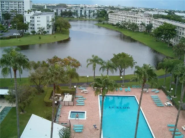$230,000 | 2112 South Cypress Bend Drive, Unit 401, Pompano Beach, FL 33069