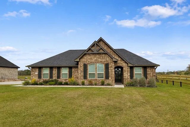 $419,900 | 1056 Angus Trail, Angleton, TX 77515