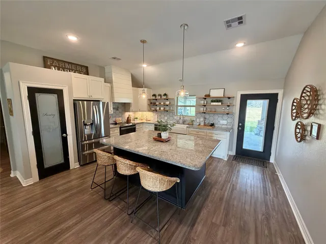 $419,900 | 1056 Angus Trail, Angleton, TX 77515