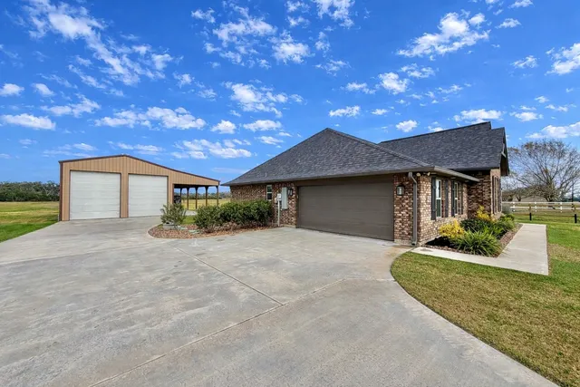 $419,900 | 1056 Angus Trail, Angleton, TX 77515