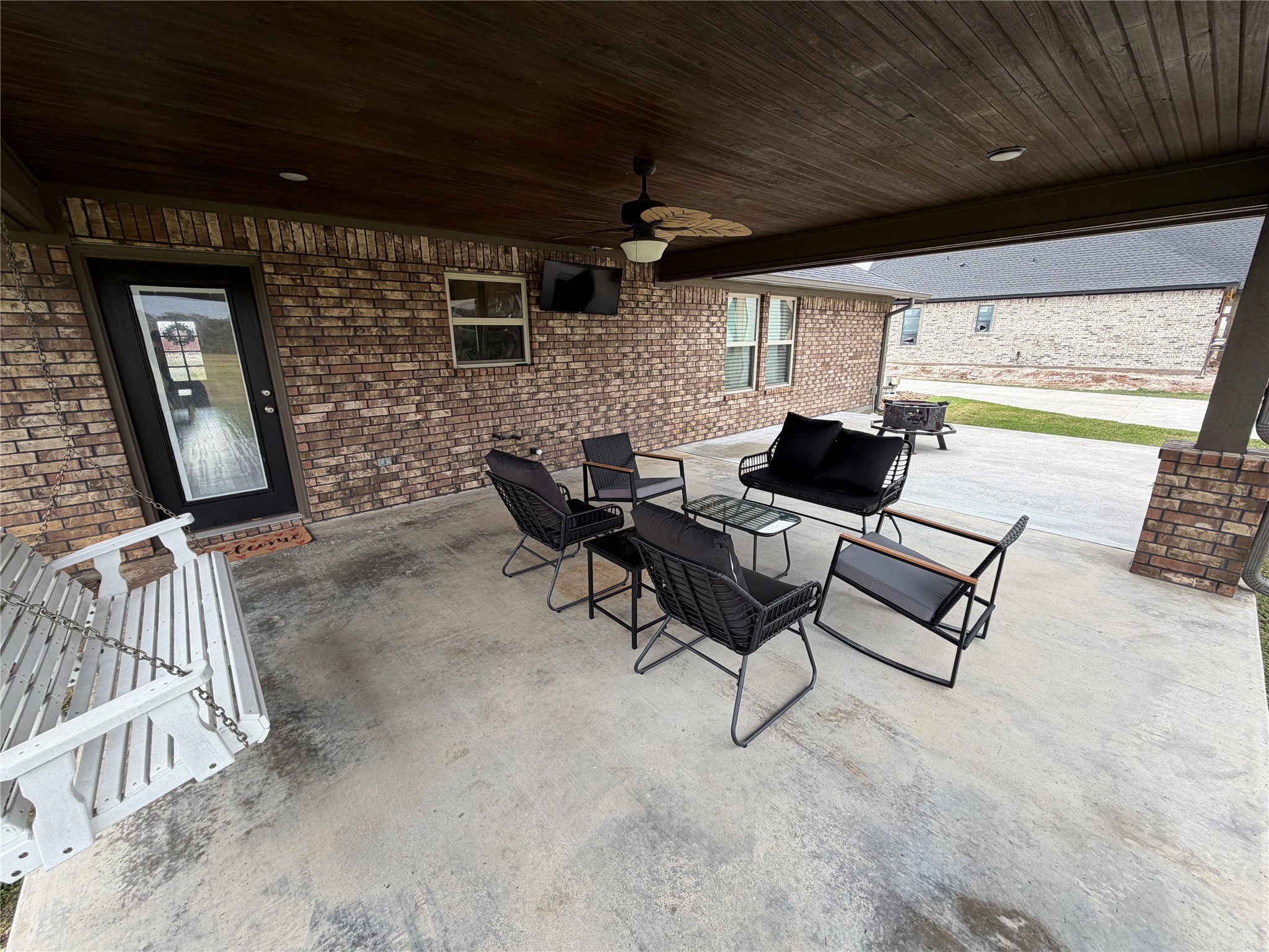 1056 Angus Trail Angleton, TX 77515 - Photo 30 of 39