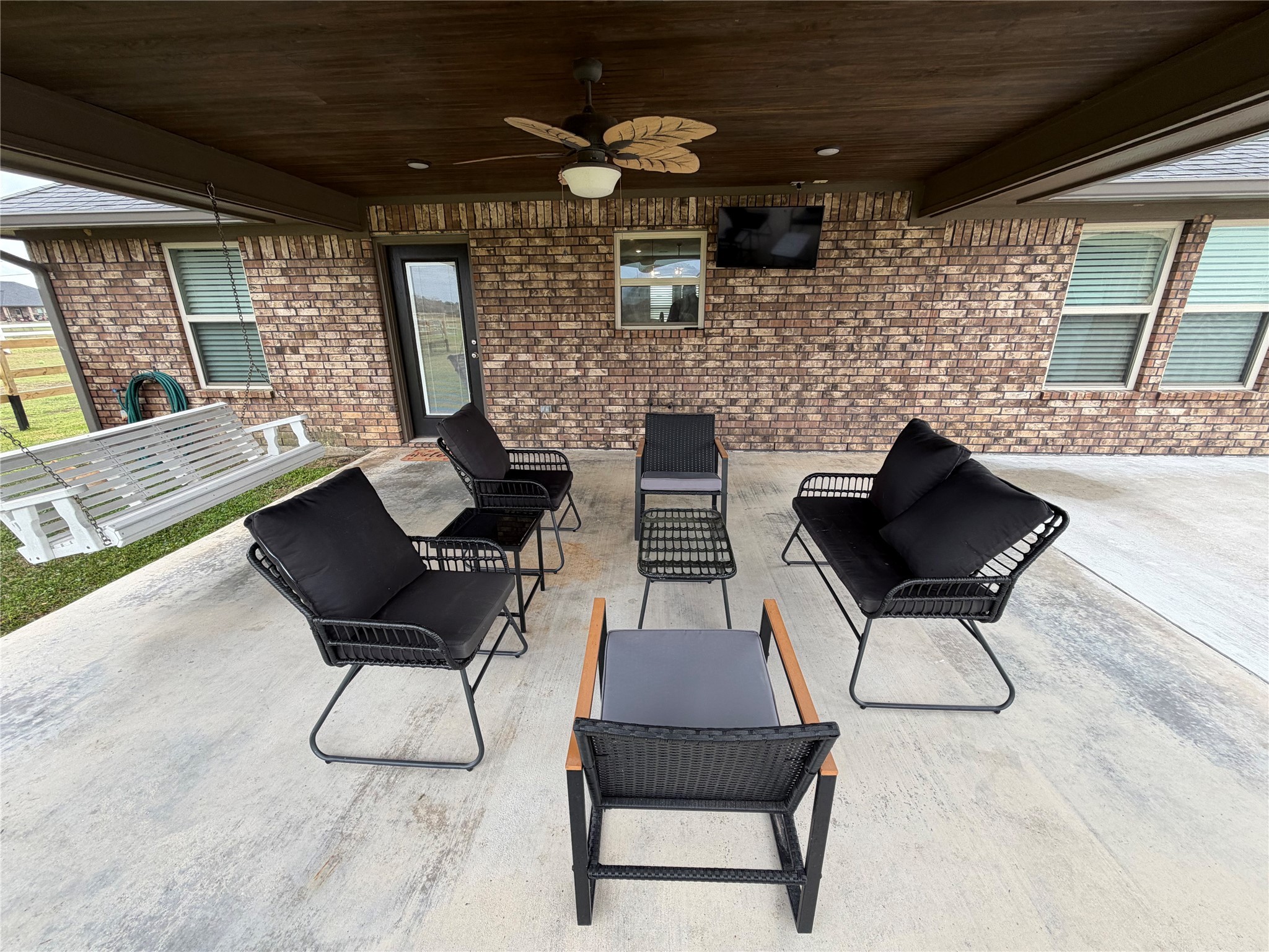 1056 Angus Trail Angleton, TX 77515 - Photo 31 of 39