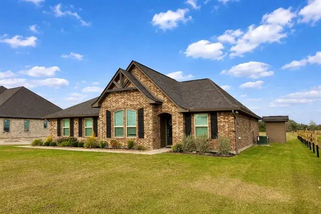 $419,900 | 1056 Angus Trail, Angleton, TX 77515