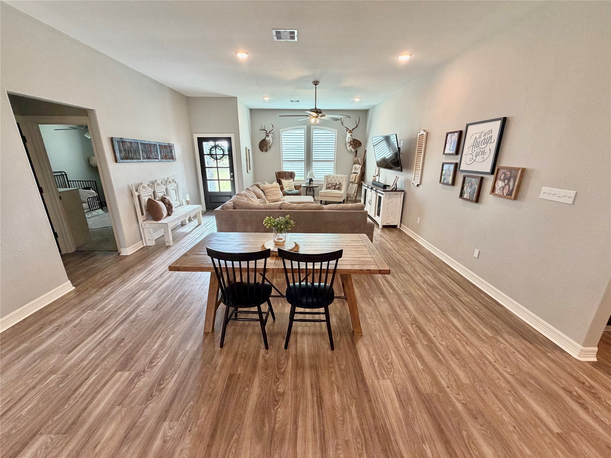 1056 Angus Trail Angleton, TX 77515 - Photo 8 of 39