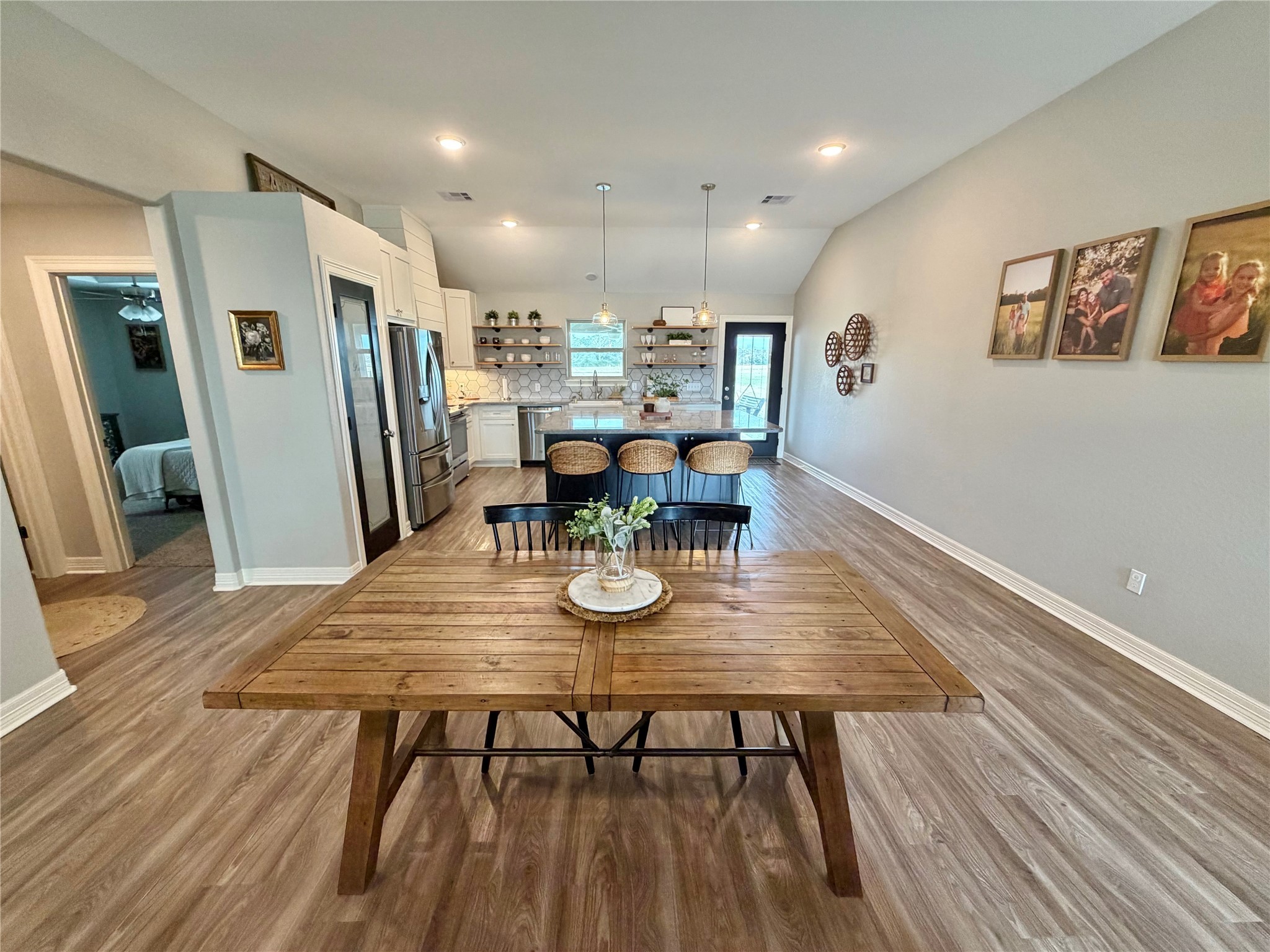 1056 Angus Trail Angleton, TX 77515 - Photo 10 of 39