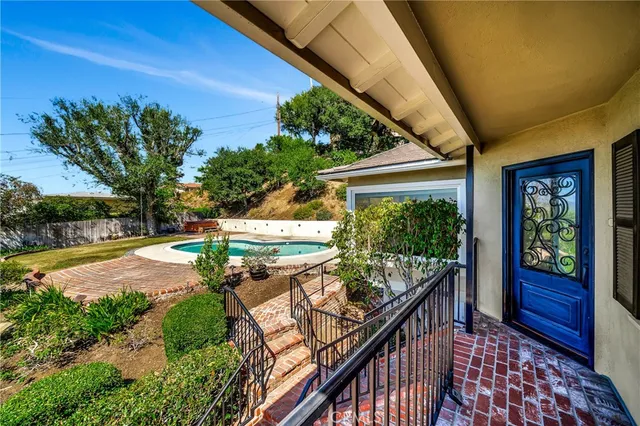 $8,400 | 909 Cavanagh Road, Glendale, CA 91207