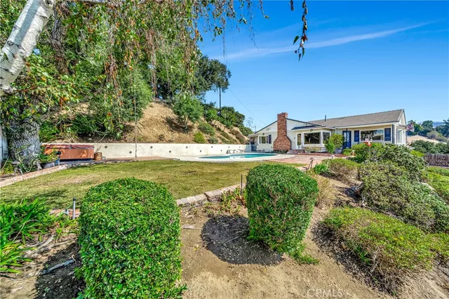 $8,400 | 909 Cavanagh Road, Glendale, CA 91207