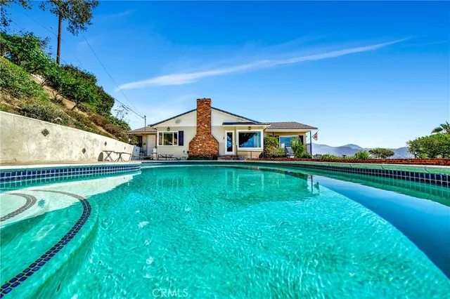 $8,400 | 909 Cavanagh Road, Glendale, CA 91207