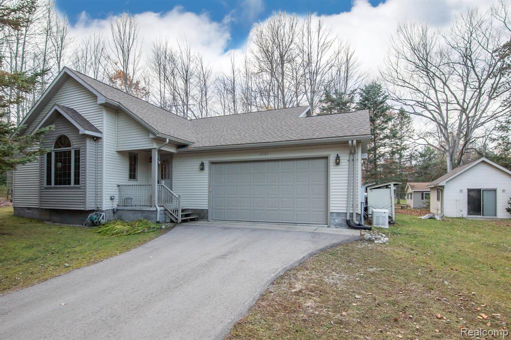 4285 Poplar Road Lincoln, MI 48742 - Photo 1 of 32