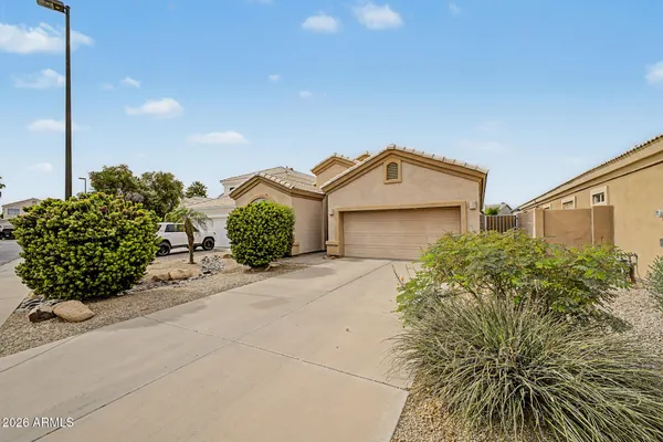 $725,000 | 1342 West Seashore Drive, Gilbert, AZ 85233