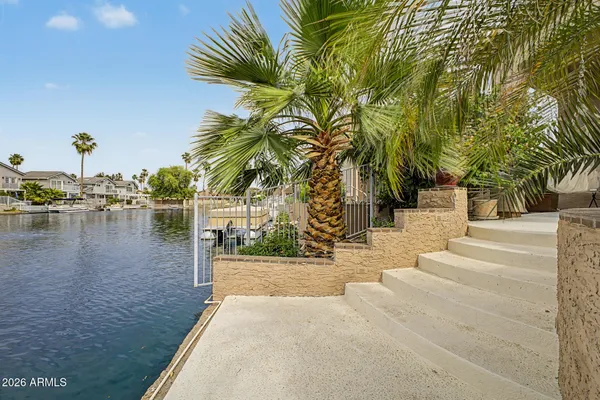 $725,000 | 1342 West Seashore Drive, Gilbert, AZ 85233