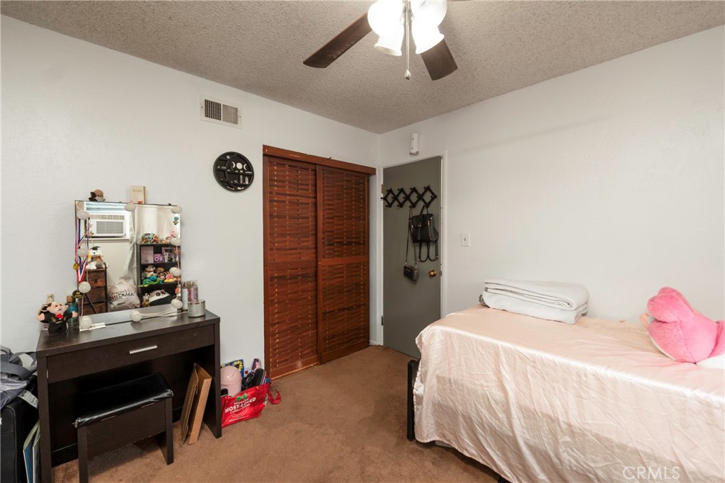 8841 California Riverside, CA 92503 - Photo 12 of 25