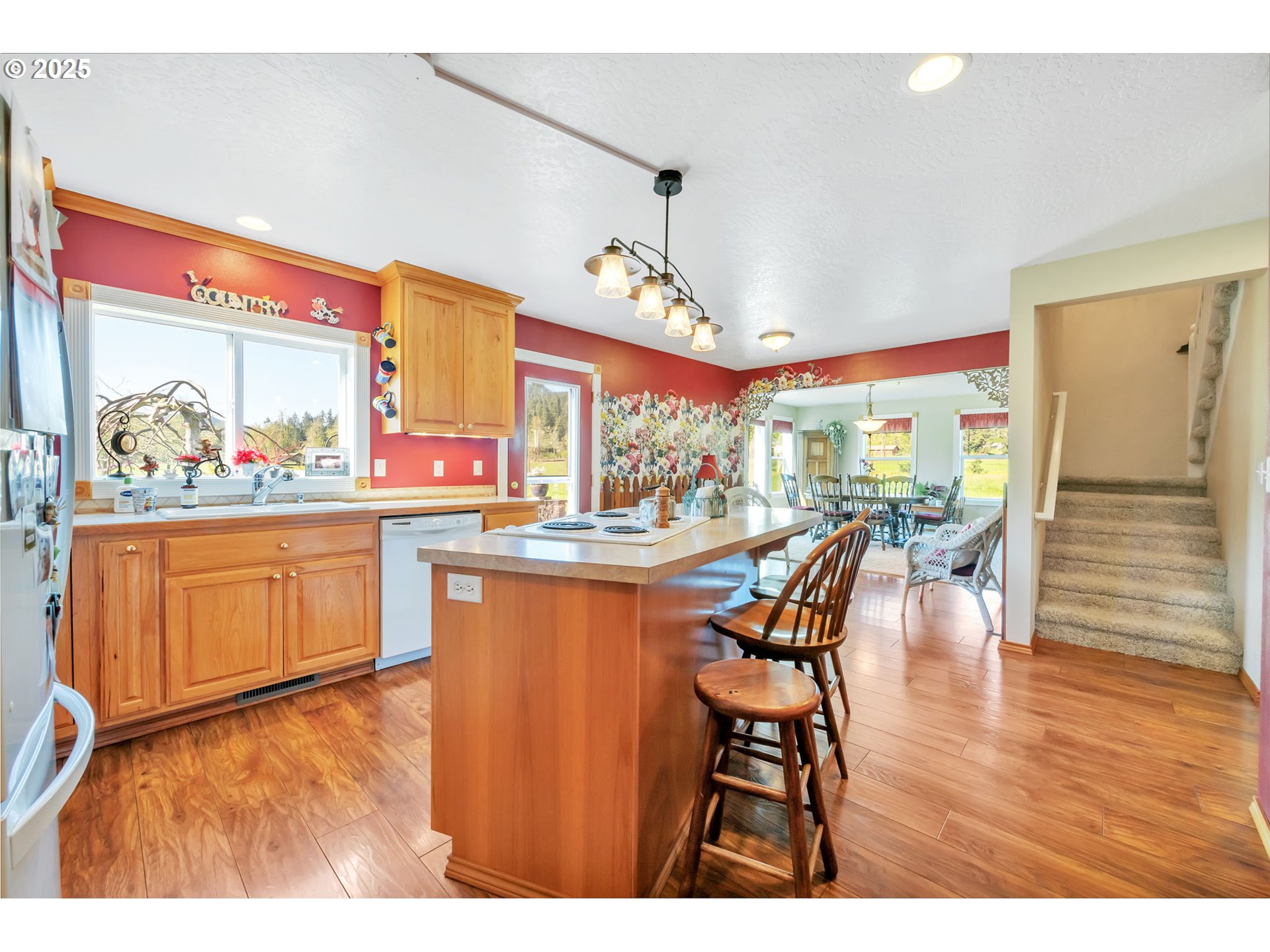 30356 Camas Swale Road Creswell, OR 97426 - Photo 23 of 47 Gallery Image 23