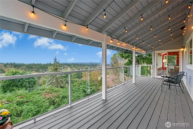 $2,800,000 | 13603 Southeast 55th Place, Bellevue, WA 98006