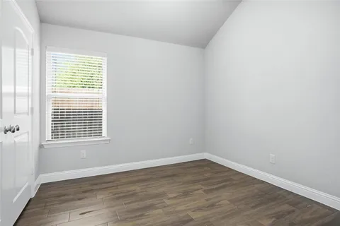 $267,500 | 505 West Boyce Avenue, Fort Worth, TX 76115