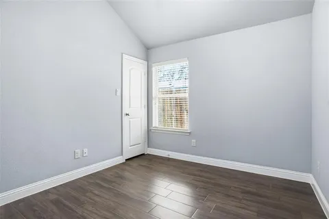 $267,500 | 505 West Boyce Avenue, Fort Worth, TX 76115