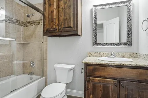 $267,500 | 505 West Boyce Avenue, Fort Worth, TX 76115