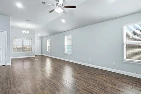 $267,500 | 505 West Boyce Avenue, Fort Worth, TX 76115