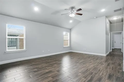 $267,500 | 505 West Boyce Avenue, Fort Worth, TX 76115