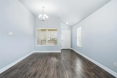 $267,500 | 505 West Boyce Avenue, Fort Worth, TX 76115