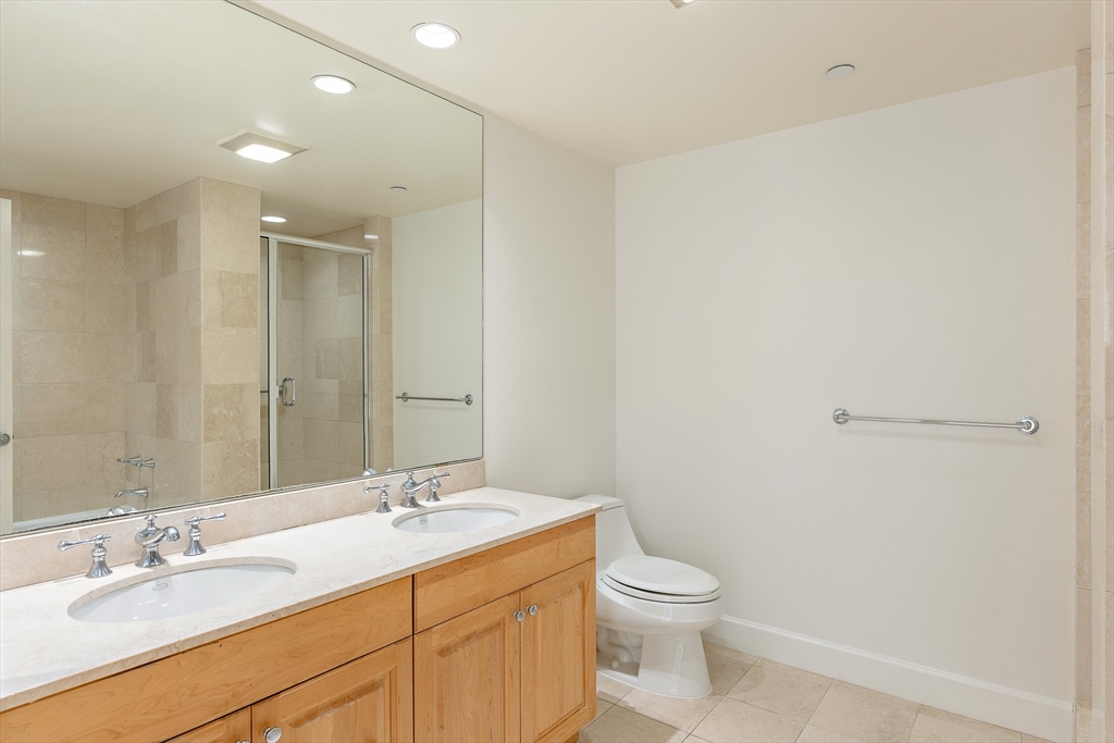 10 Bowdoin Street, Unit 304 Boston, MA 02114 - Photo 11 of 16