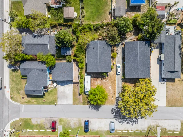 $450,000 | 109 South 7th Avenue, Kure Beach, NC 28449