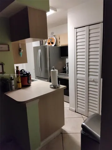 $2,200 | 18318 Northwest 68th Avenue, Unit E, Hialeah, FL 33015